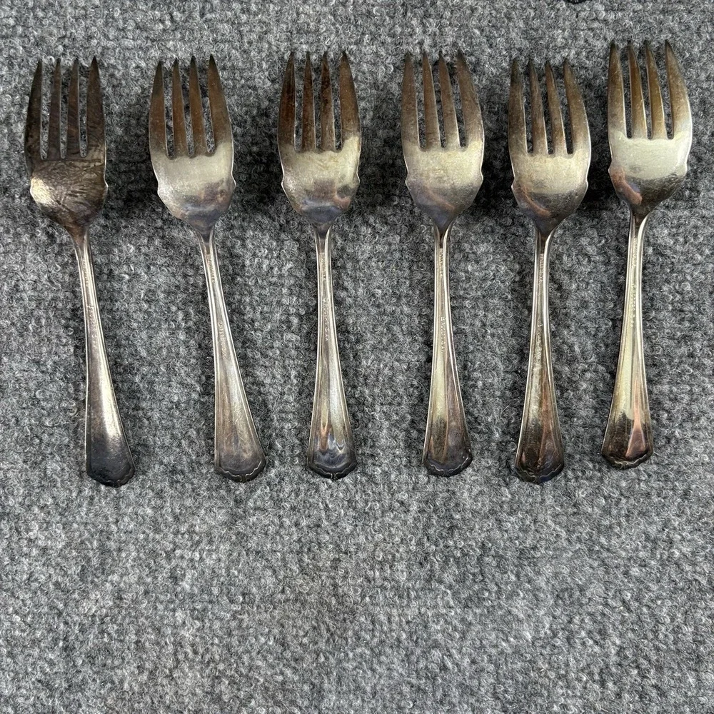 VTG 12 Rogers AA Puritan 1912 Individual Salad Forks Silverplate Pat Sept 3 1912